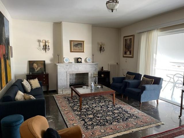 Spacious And Sunny Appartment In Cholargos Афины Экстерьер фото