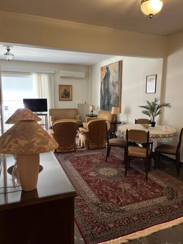 Spacious And Sunny Appartment In Cholargos Афины Экстерьер фото