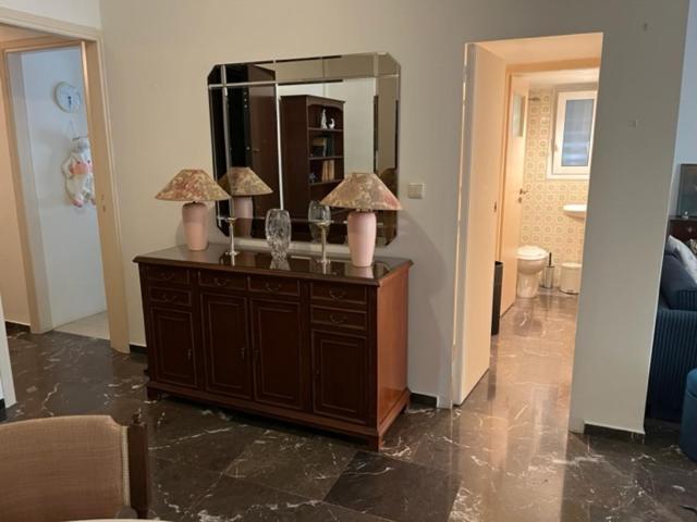 Spacious And Sunny Appartment In Cholargos Афины Экстерьер фото